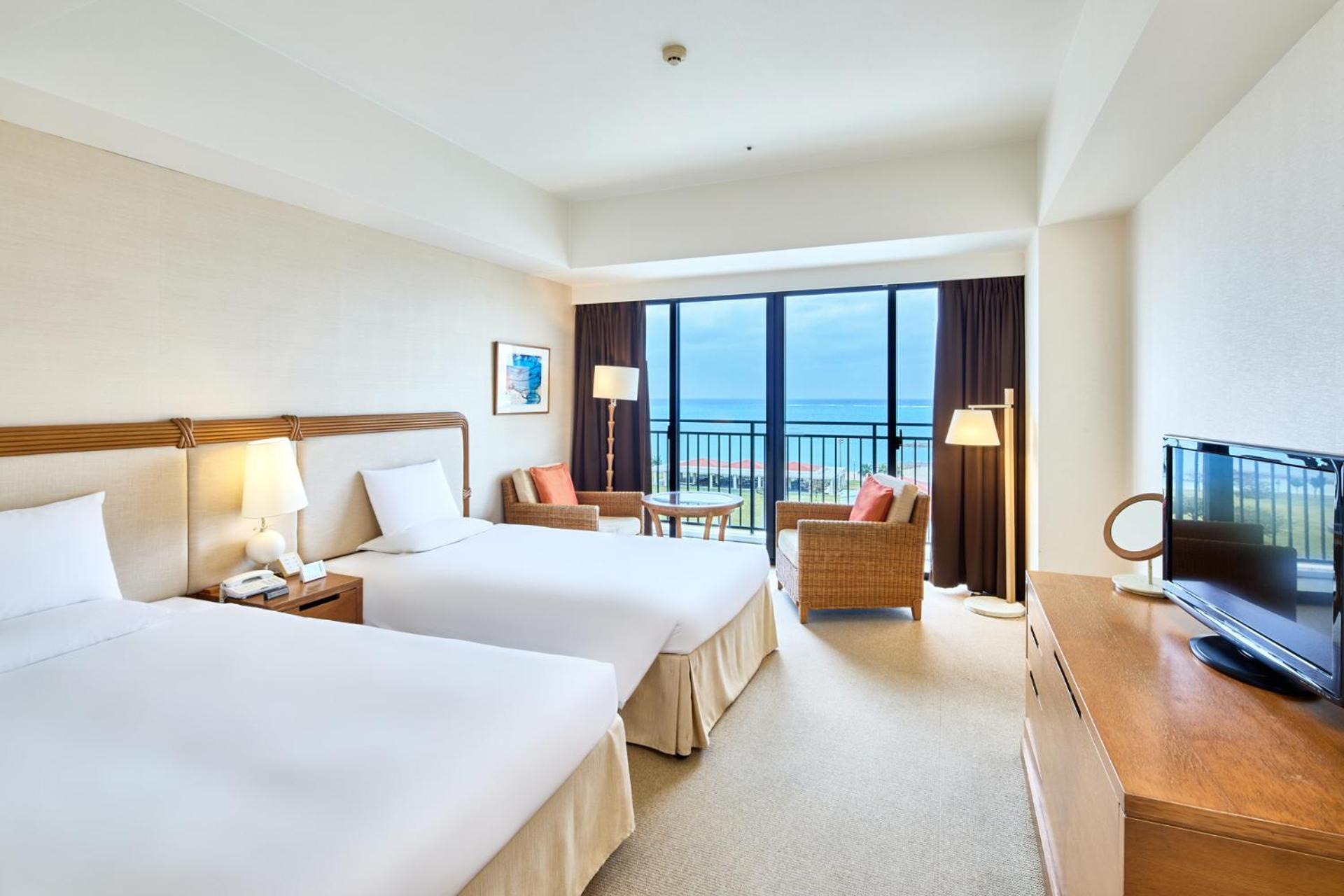 Southern Beach Hotel & Resort Itoman Extérieur photo